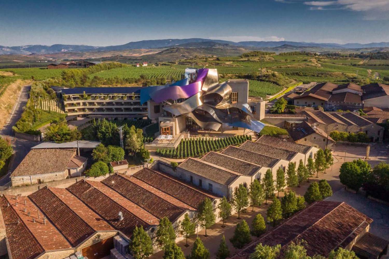 Enjoy a unique Golf Experience in Spain